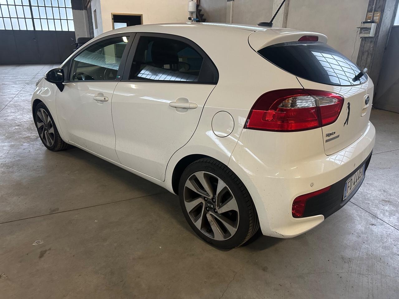 Kia Rio 1.4 CRDi 5p.S&S High Tech
