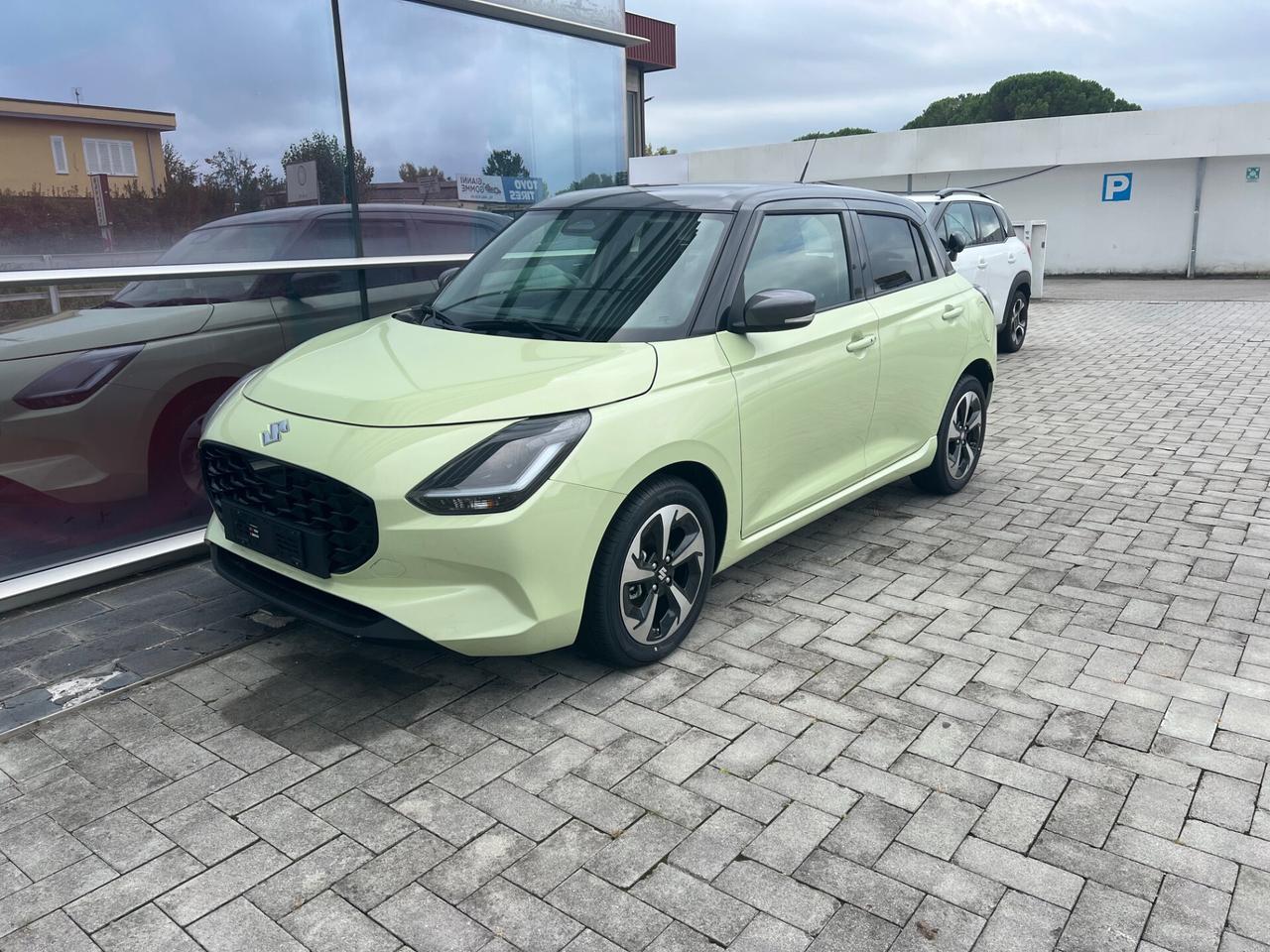 Suzuki Swift 1.2 Hybrid Top