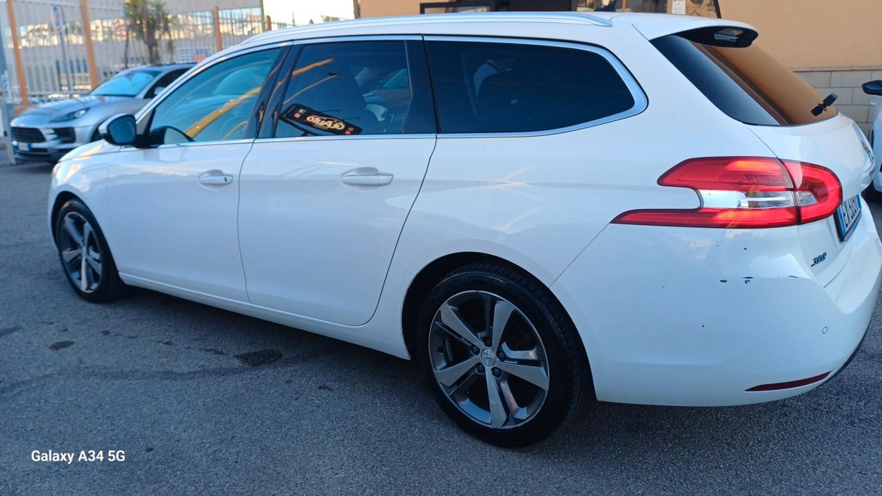 Peugeot 308 1.6 e-HDi 115 CV Stop&Start Allure