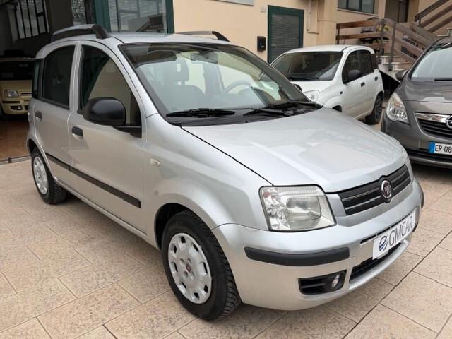 Fiat Panda 1.2 Emotion 69 cv benzina ok neopate. anno 10/2012