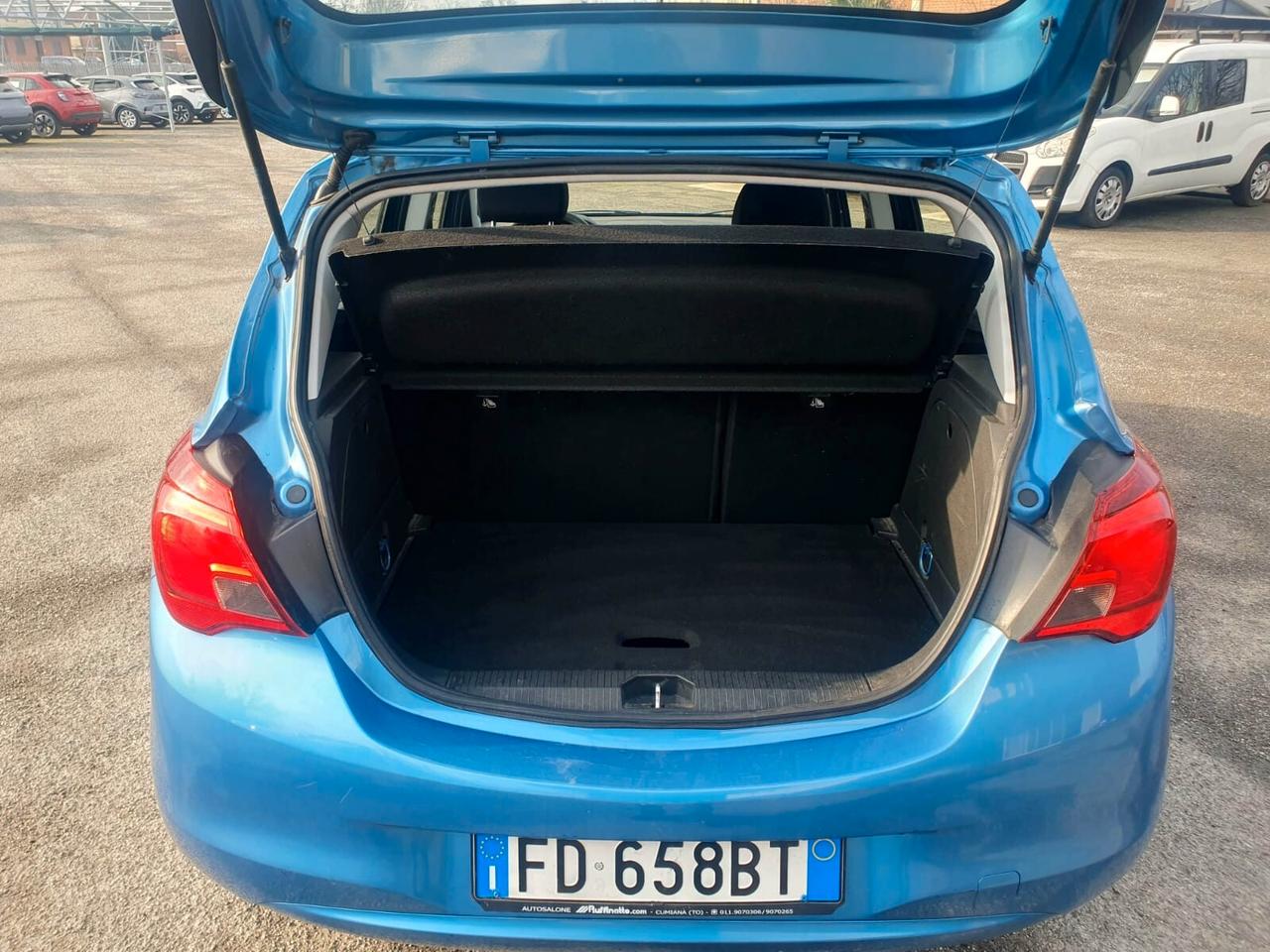 Opel Corsa 1.2 5 porte