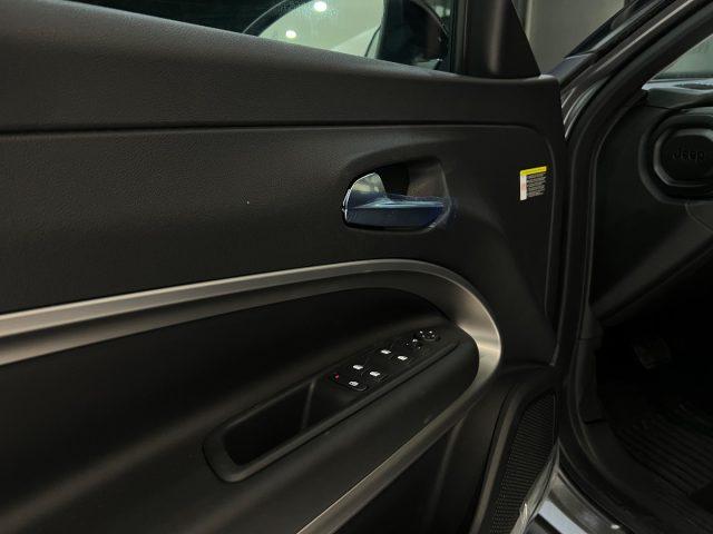 JEEP Avenger 1.2 Turbo 110 CV MHEV Summit tua da ?299,00 mensil