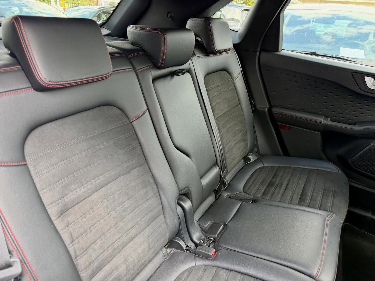 FORD KUGA 1.5 ECOBLUE 2WD ST-LINE X