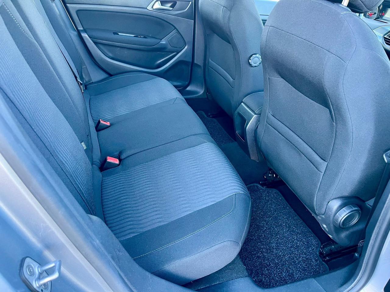 Peugeot 308 BlueHDi 150cv 2015 139.000km euro6 per neopatentati