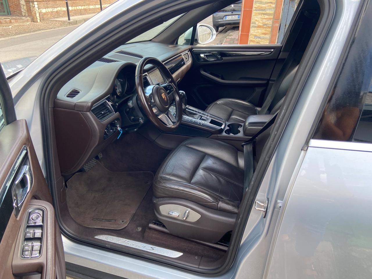 Porsche Macan 3,0diesel 190kw