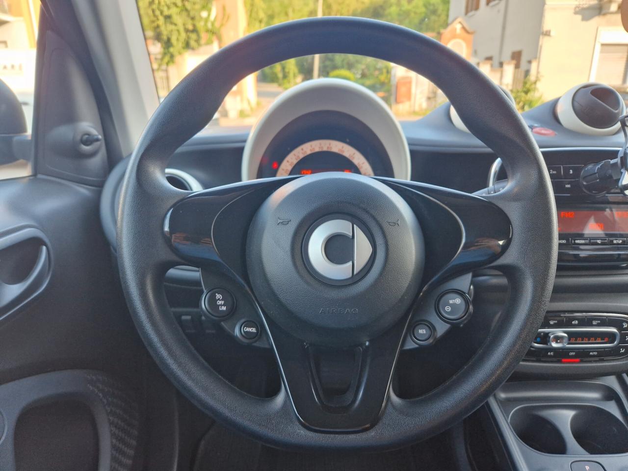 smart forTwo 1.0 7CV "60.300 km" AUTOMATICA, Bluetooth, Cruise