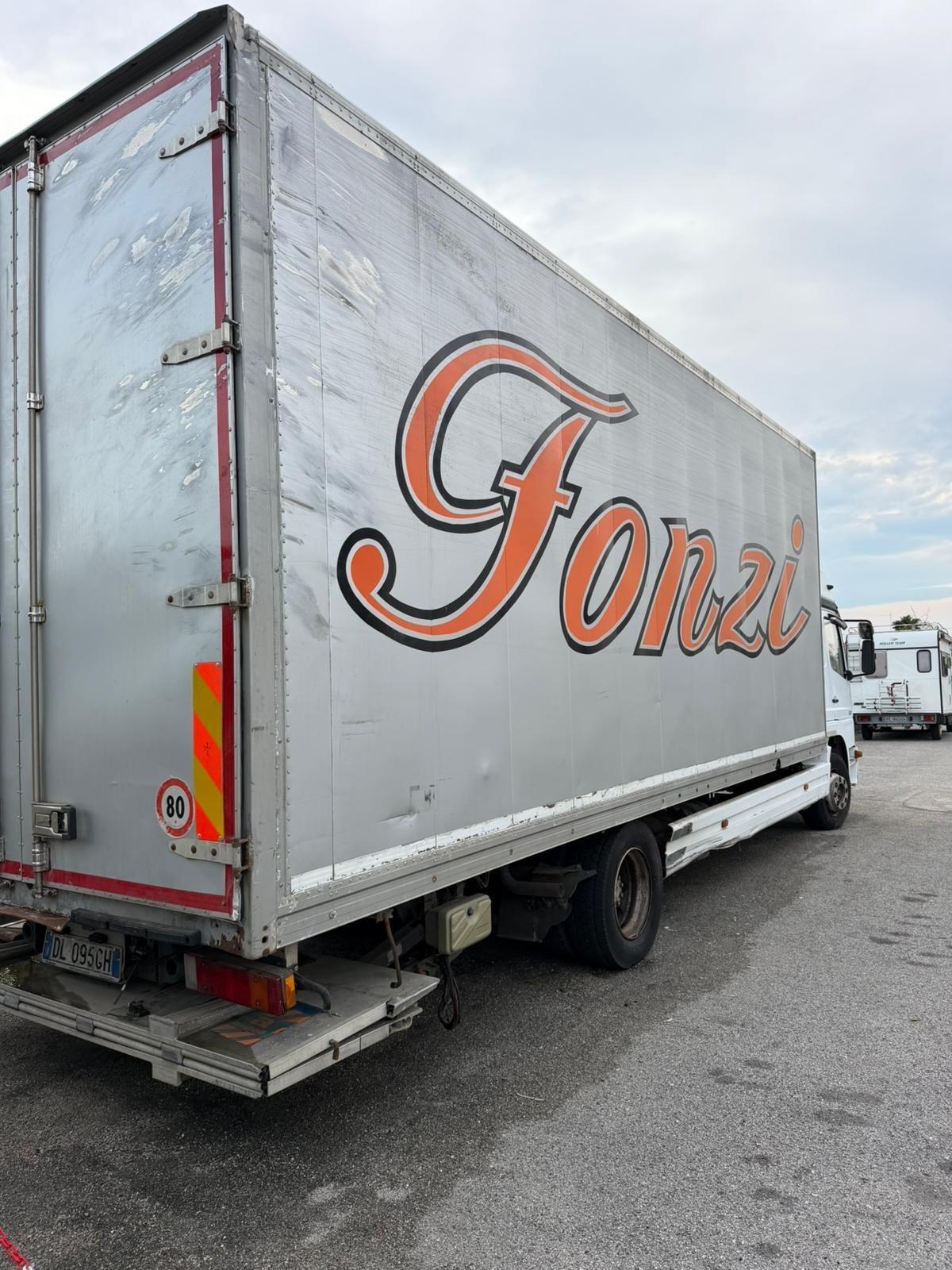 Mercedes Benz atego 6.3 diesel anno 2003