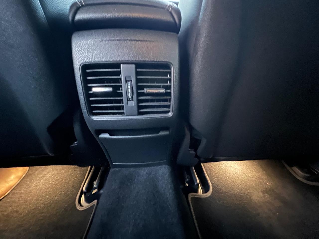 Mercedes-Benz GLA 180 CDI Sport Plus GLA 180 #7898