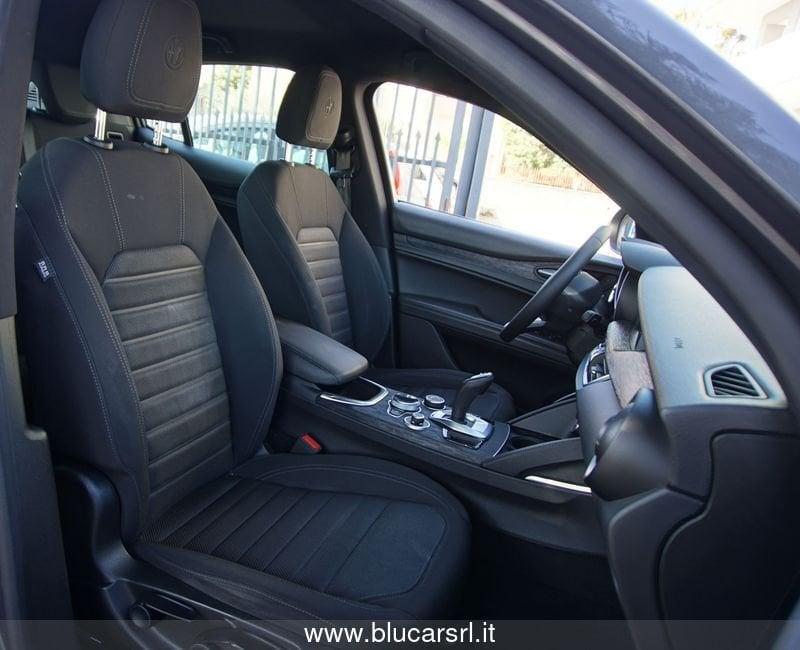 Alfa Romeo Stelvio 2.2 Turbodiesel 160 CV AT8 RWD Business AUTOCARRO