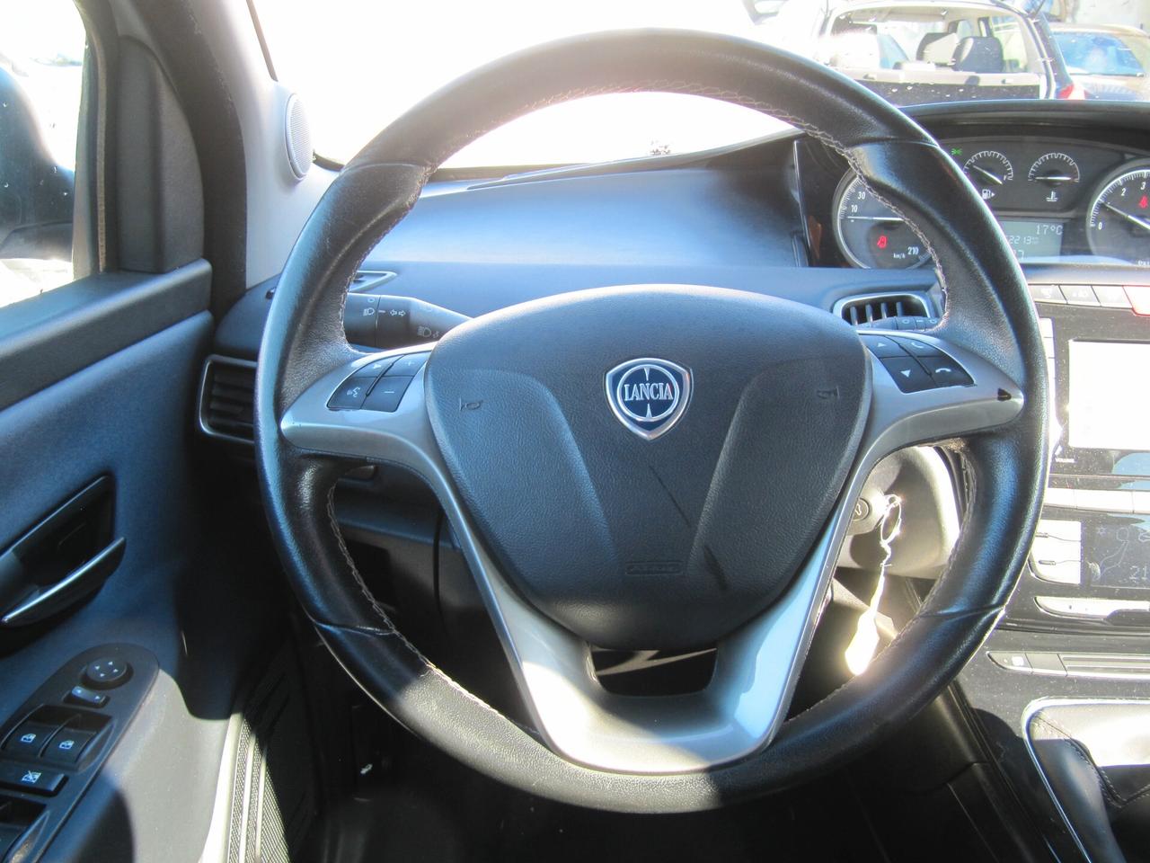Lancia Ypsilon 1.2 69 CV 5 porte GPL Ecochic Mya
