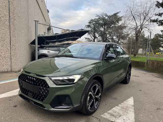 AUDI A1 allstreet 30 TFSI S tronic Identity Contrast