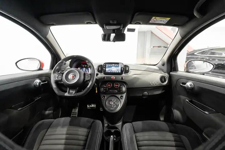 Abarth 695 1.4 Turbo T-Jet 180 CV Tributo 131 Rally