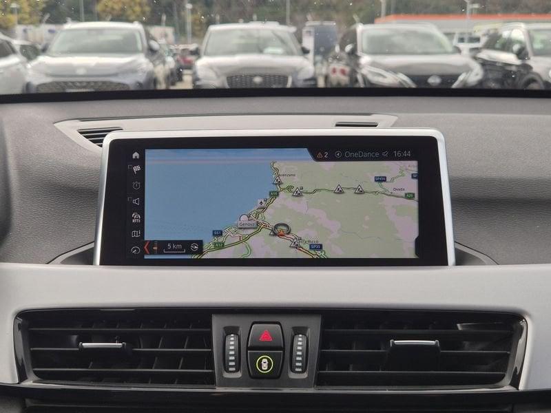 BMW X1 sdrive18i Advantage 136cv