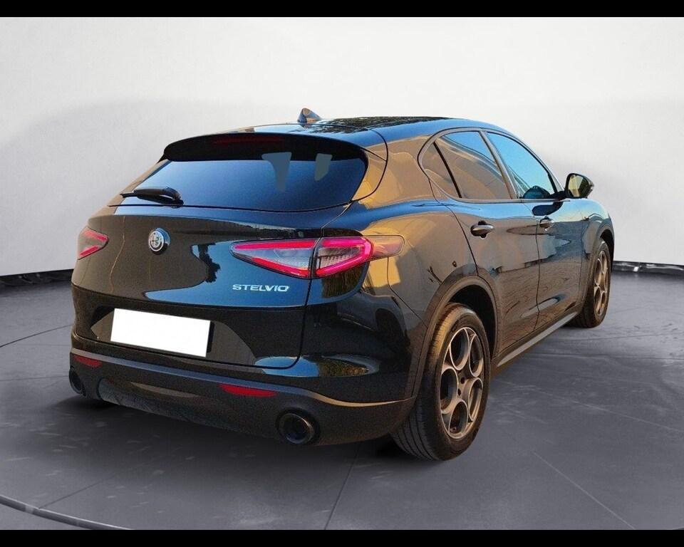 Alfa Romeo Stelvio 2.2 Turbo Ti RWD AT8
