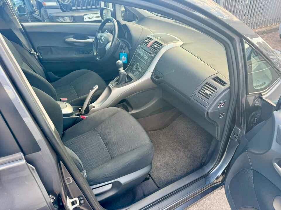 Toyota Auris 2.0 D-4D 5 porte 126 CV