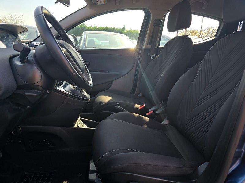 Lancia Ypsilon 1.0Hybrid 70CV GOLD PLUS