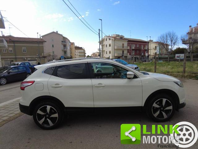 NISSAN Qashqai 1.5 dCi N-Connecta