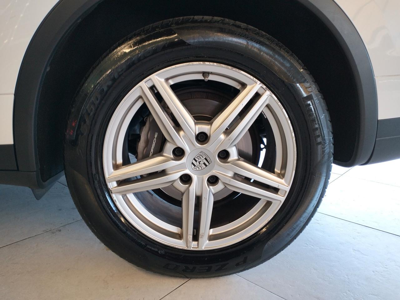 Porsche Cayenne 3.0 tiptronic - TETTO APRIBILE