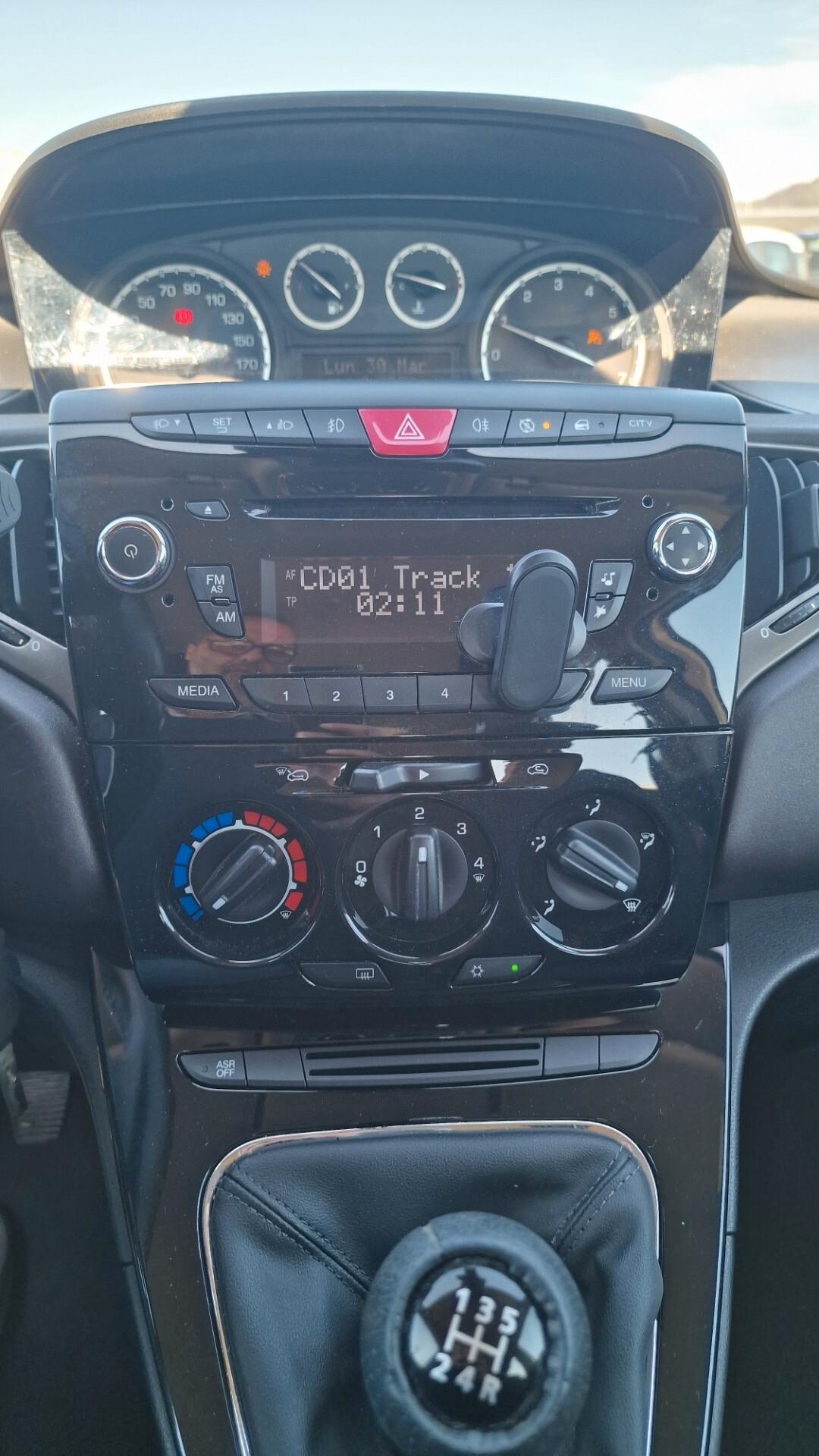 Lancia Ypsilon 1.2 69 CV Argento