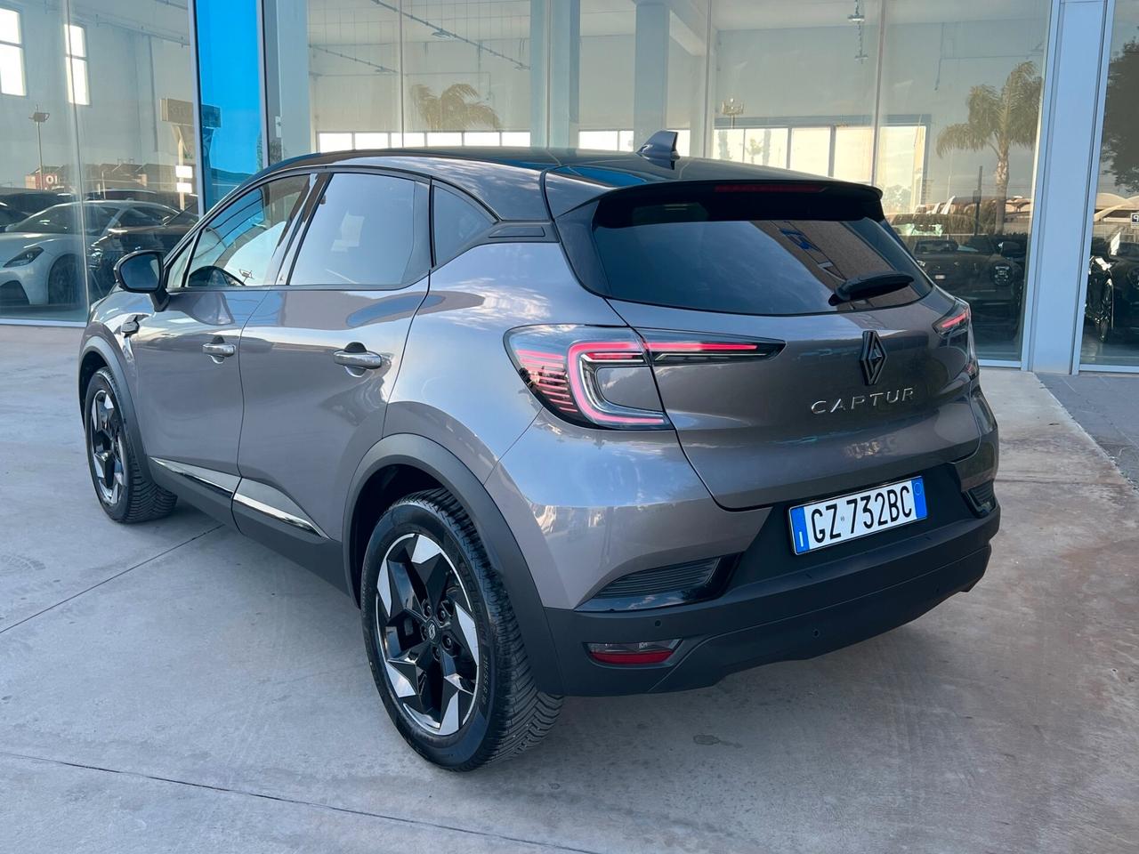 Renault Captur TCe 90 CV Techno Possibilità noleggio no scoring