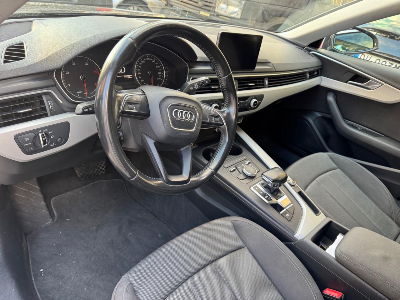 Audi A4 Avant 2.0 tdi 150 CV S-tr Distr fatta