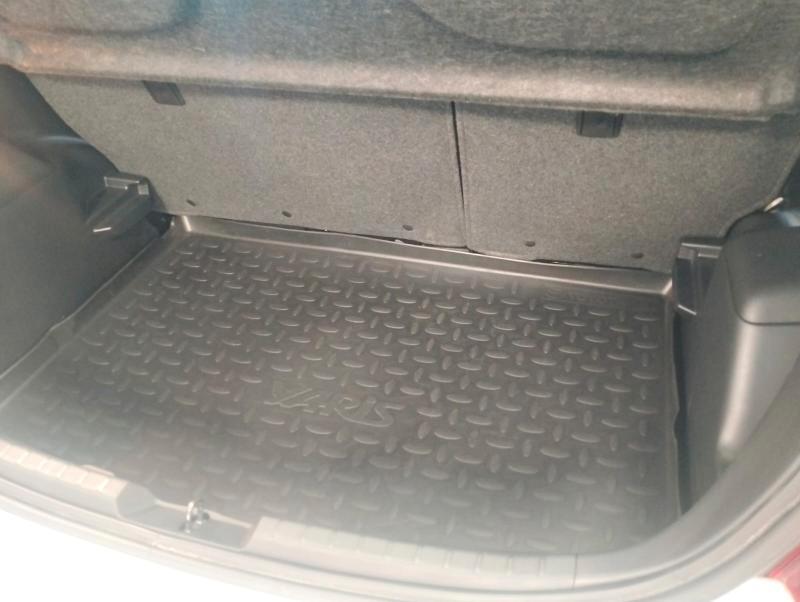 Toyota Yaris 5 Porte Yaris 5p 1.0 Cerchi Camera