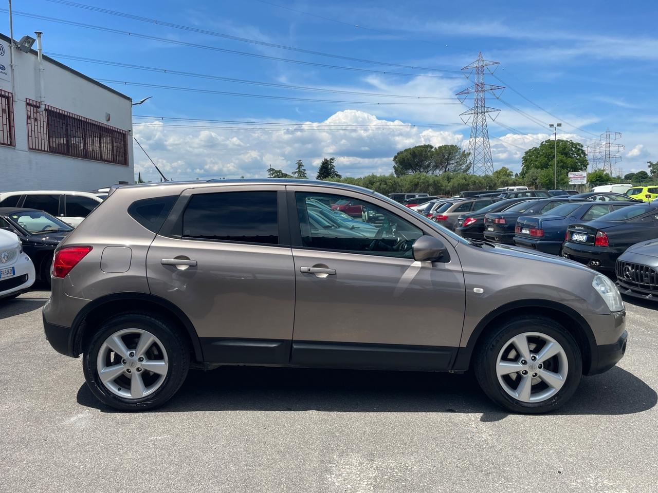 Nissan Qashqai 2.0 GPL 4WD Tekna