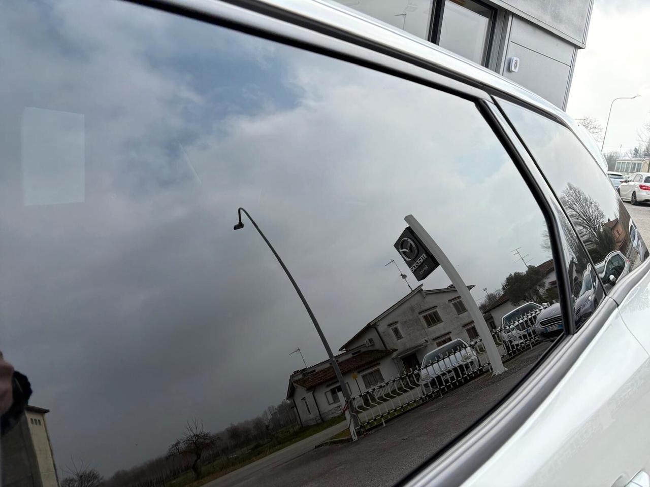 Peugeot 3008 ALLURE PureTech Turbo 130 6mt UNICO PR.