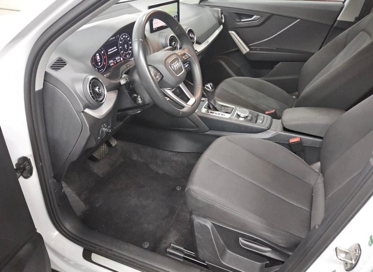 Audi Q2 35 TFSi Advanced S Tronic Navi Led Pdc Matrix Virtual