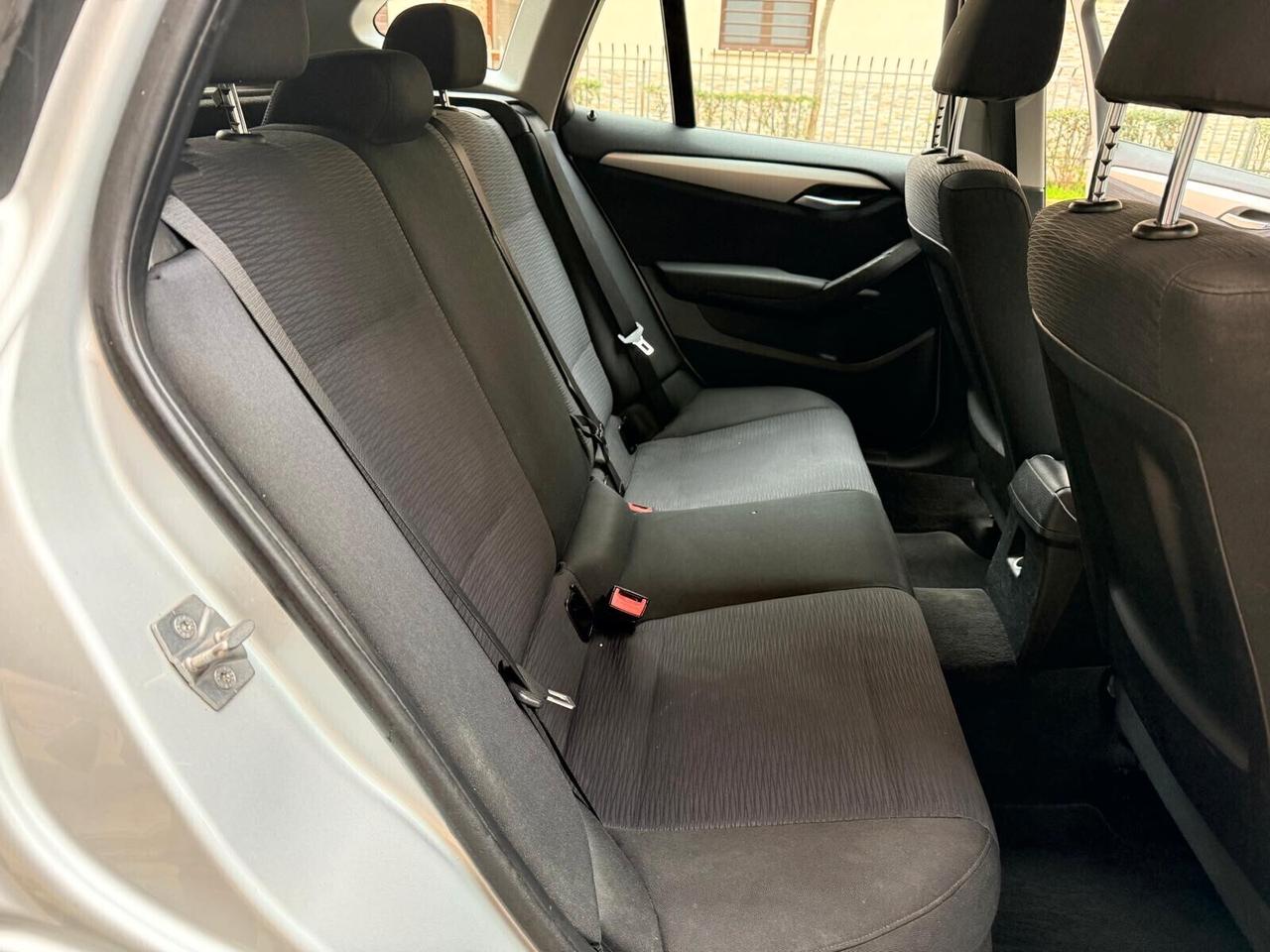 Bmw X1 sDrive18d Steptronic 07/2011