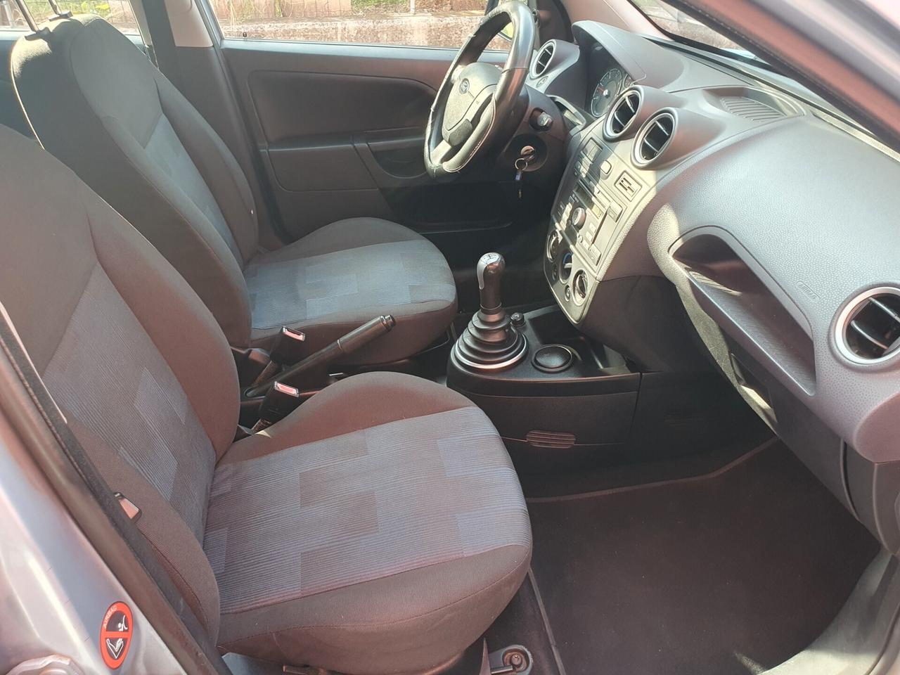 Ford Fiesta 1.4 TDCi 5p. Neopatentati 2006