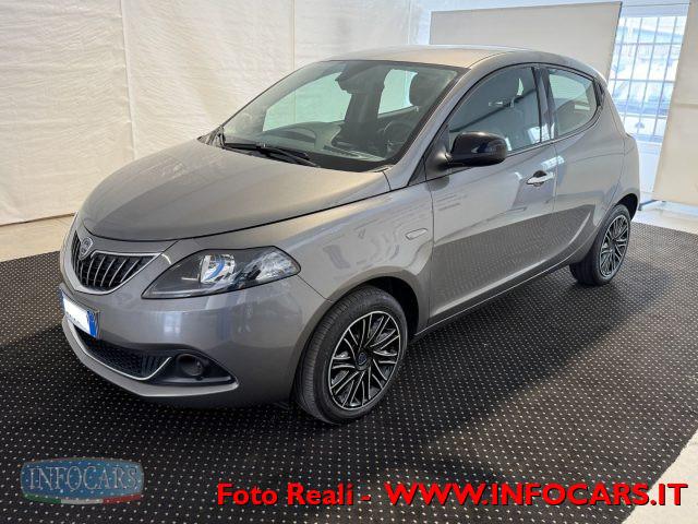 LANCIA Ypsilon 1.0 FireFly Hybrid Silver Plus - PROMO
