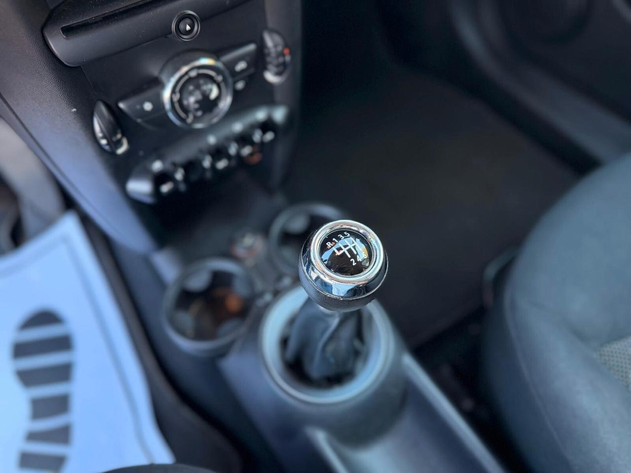 Mini 1.6 16V One 75cv