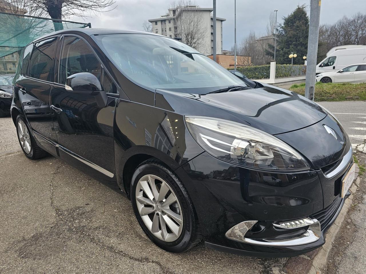 Renault Scénic X-Mod 1.5 dCi 110cv EDC*Pelle*Navi*Bi-Xeno*Pdc*