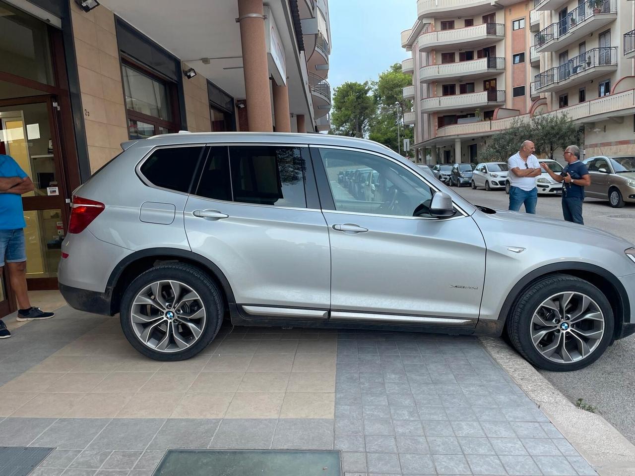 Bmw X3 xDrive20d xLine TETTO NAVY PELLE XENO 19