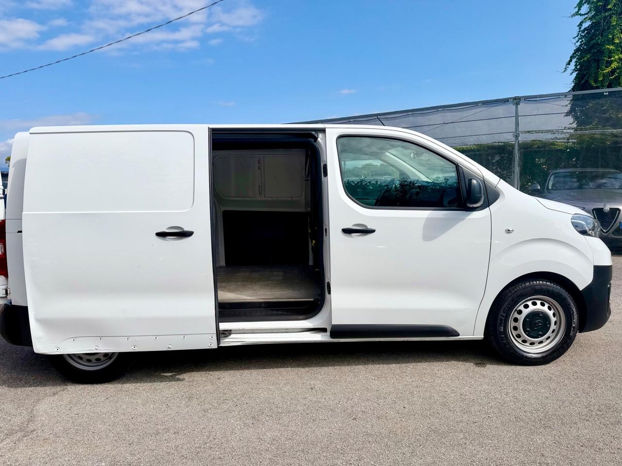 TOYOTA PORACE 2020 1,5 diesel Garanzia 12 Mesi ! ! !