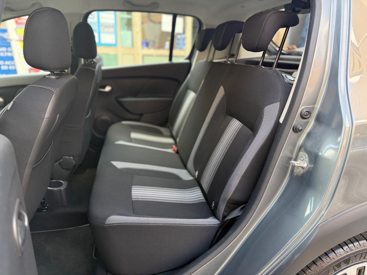 Dacia Sandero Stepway 1.5 dCi 8V 90CV Start&Stop con soli 18.000km