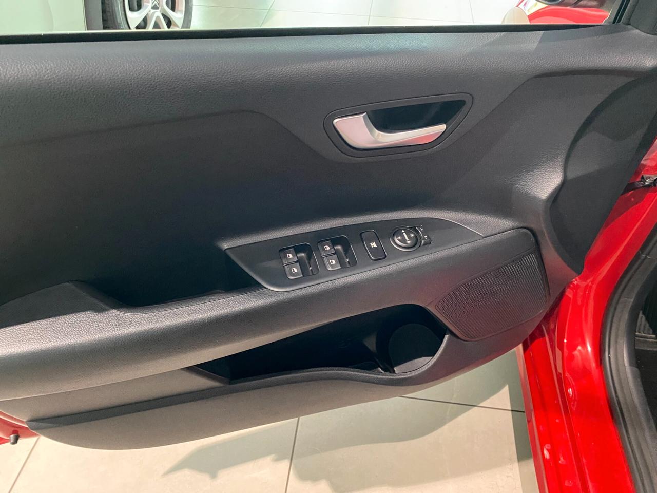 Kia Rio 1.0 T-GDi 100 CV MHEV iMT Style
