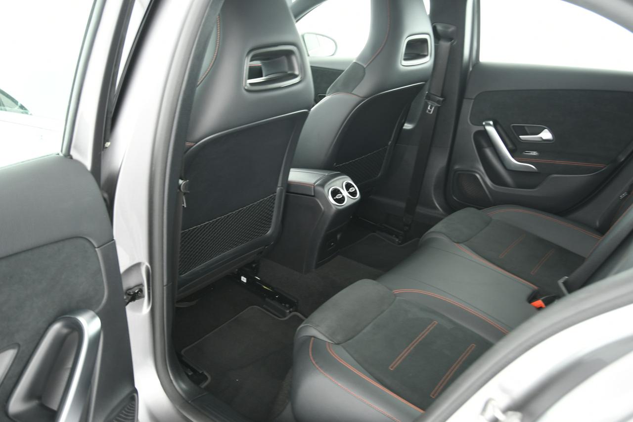 Mercedes-Benz A 250 e phev (eq-power) Premium auto CAMERA+APP CONNECT+C18"