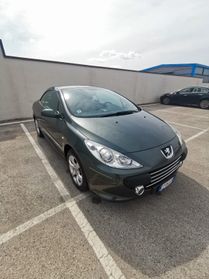 Peugeot 307 2.0 HDi FAP CC Féline
