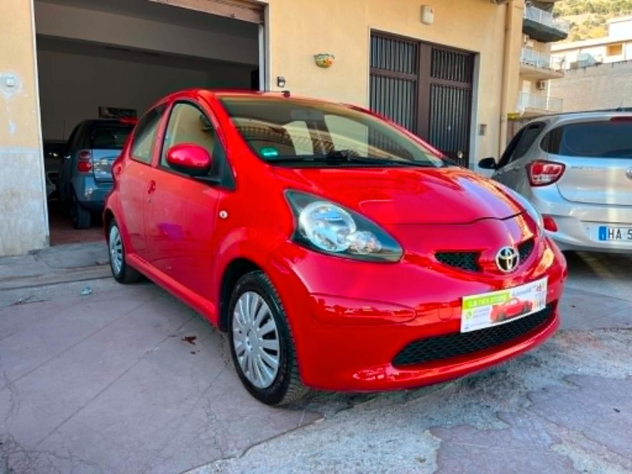 TOYOTA AYGO 1.0 68CV 2008 EURO 5 FULL BENZINA