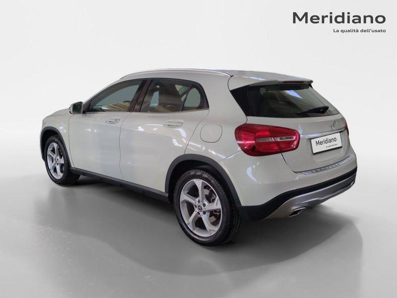 Mercedes-Benz GLA 200 CDI AUTOMATIC Executive