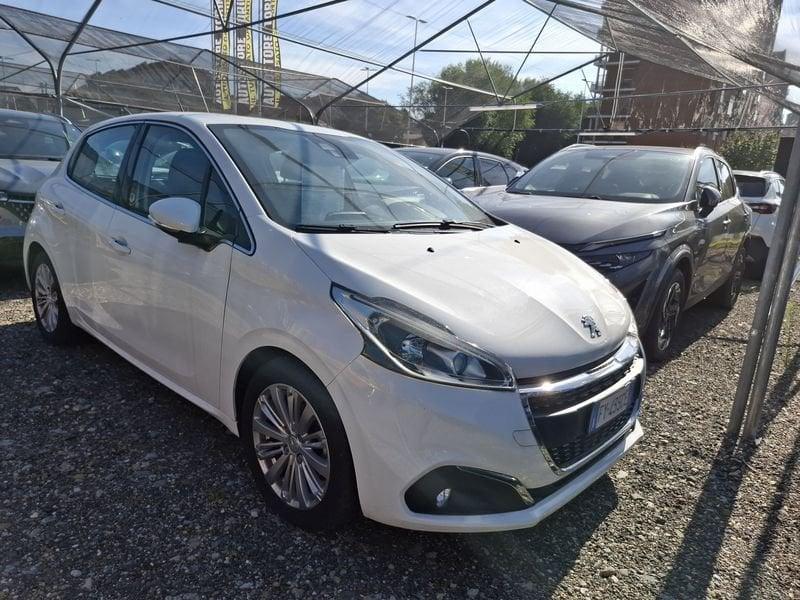 Peugeot 208 I 2015 5p 1.5 bluehdi Allure s&s 100cv 5m