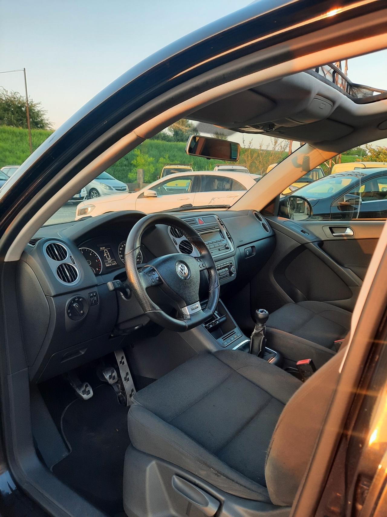 Volkswagen Tiguan 2.0 TDI 170 CV DPF 4MOTION R-Line