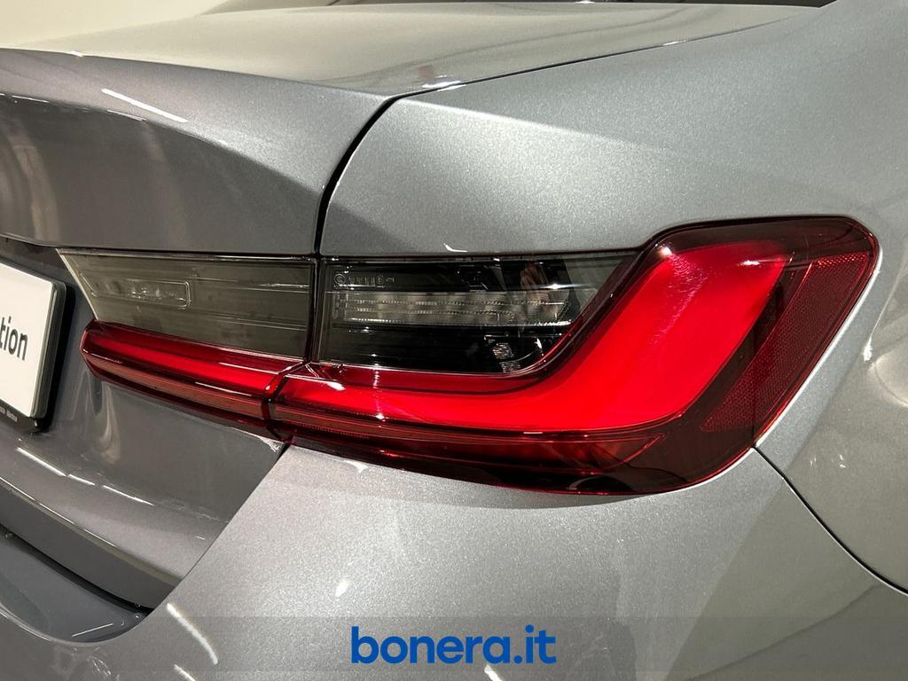 BMW Serie 3 Berlina 318 d Mild Hybrid 48V Steptronic