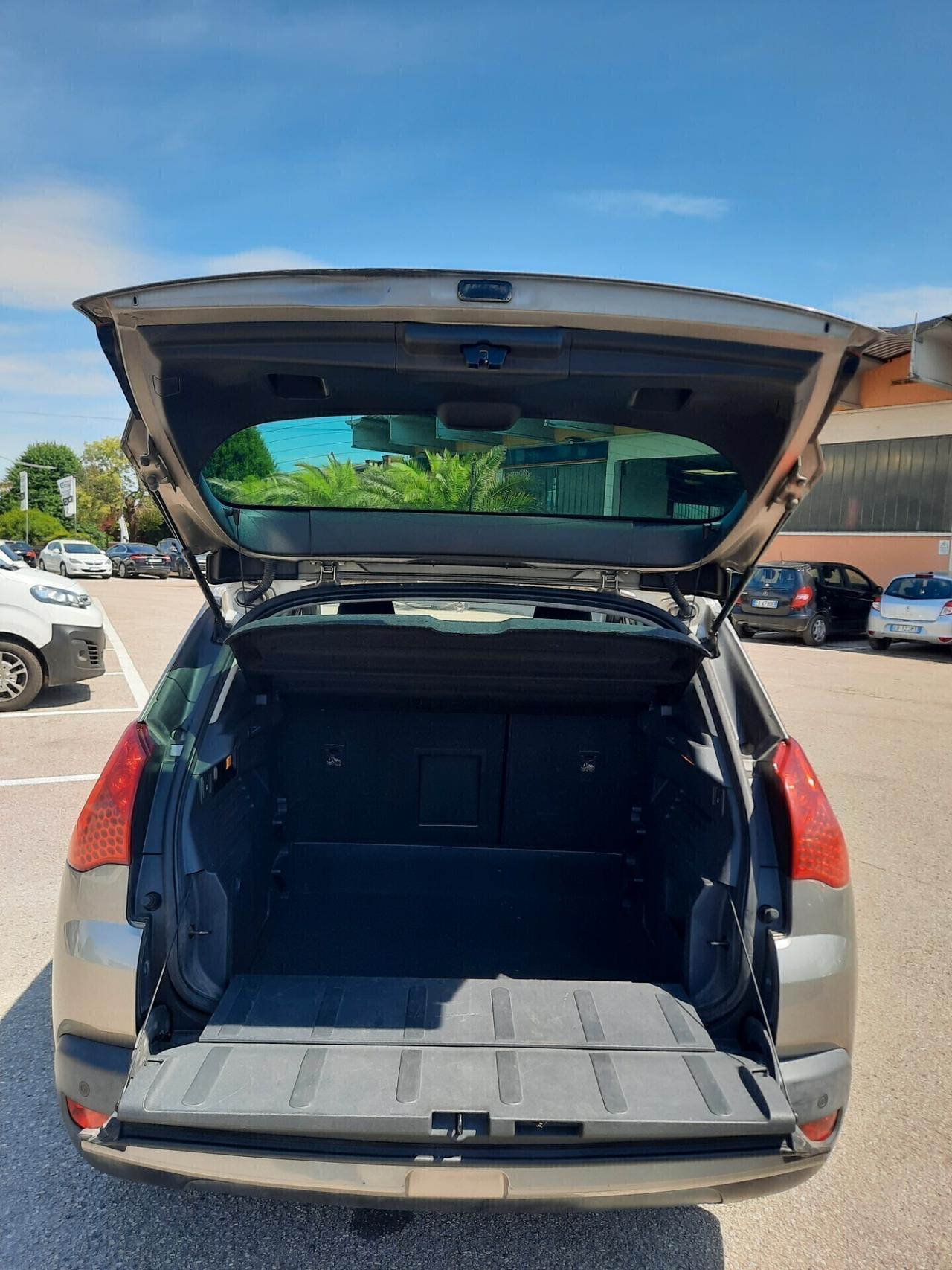 Peugeot 3008 1.6 HDi 110CV 4 TIPI DI GUIDA UNI,PROPRIETARIO