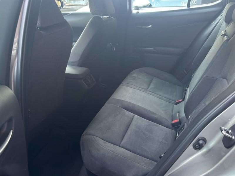 Lexus UX UX 250h Hybrid Business