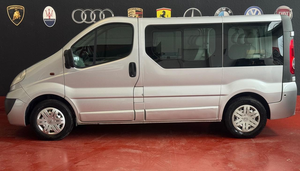 Opel Vivaro 29 2.0 CDTI 120CV PC-TN Combi 9 posti