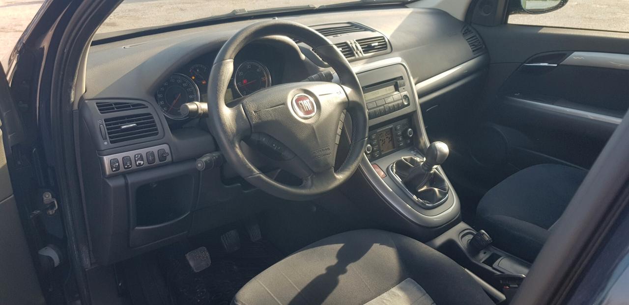 Fiat Croma 1.9 Multijet Emotion
