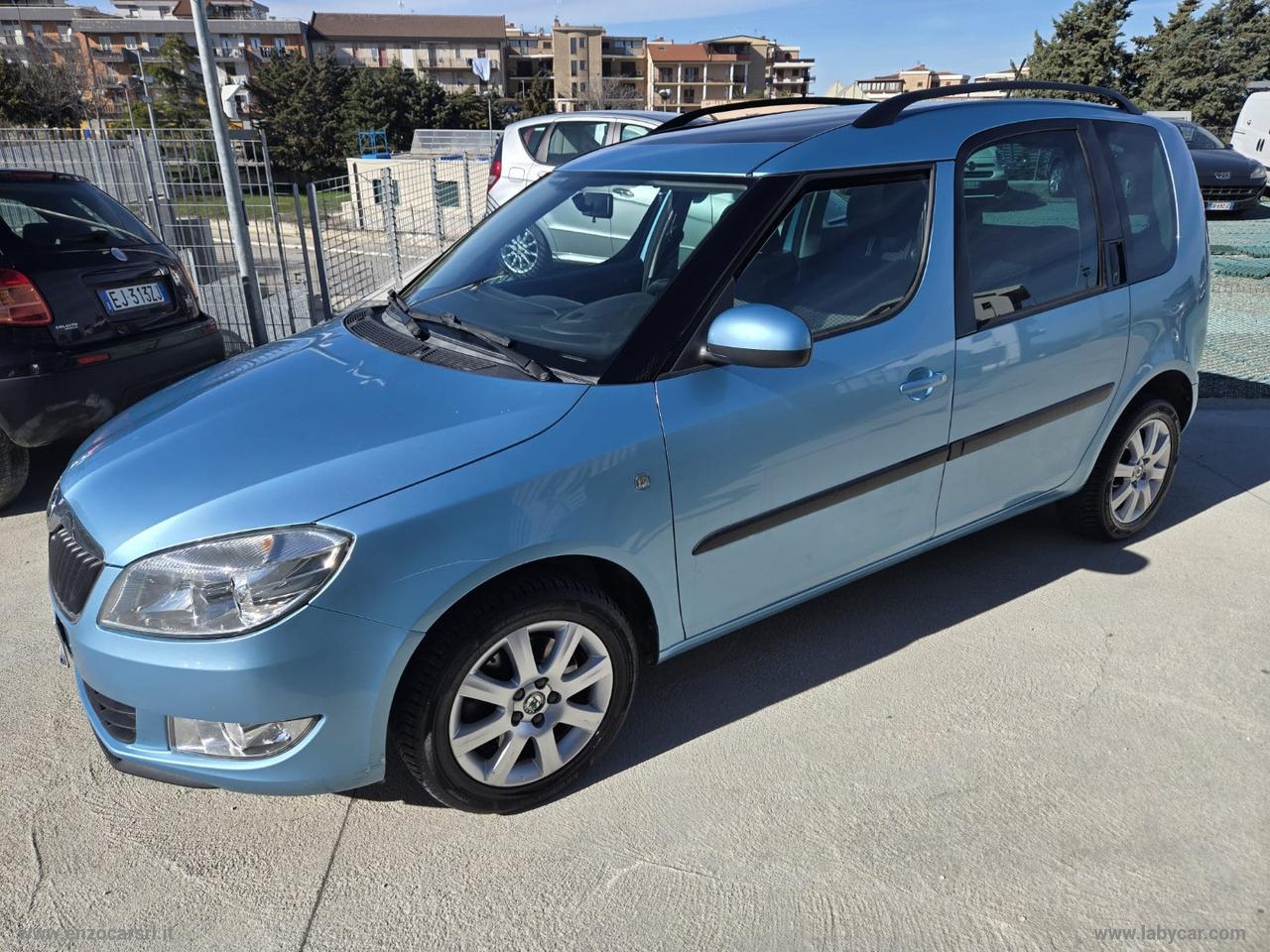 SKODA Roomster 1.2 TDI CR 75 CV Ambition TETTO PANORAMICO